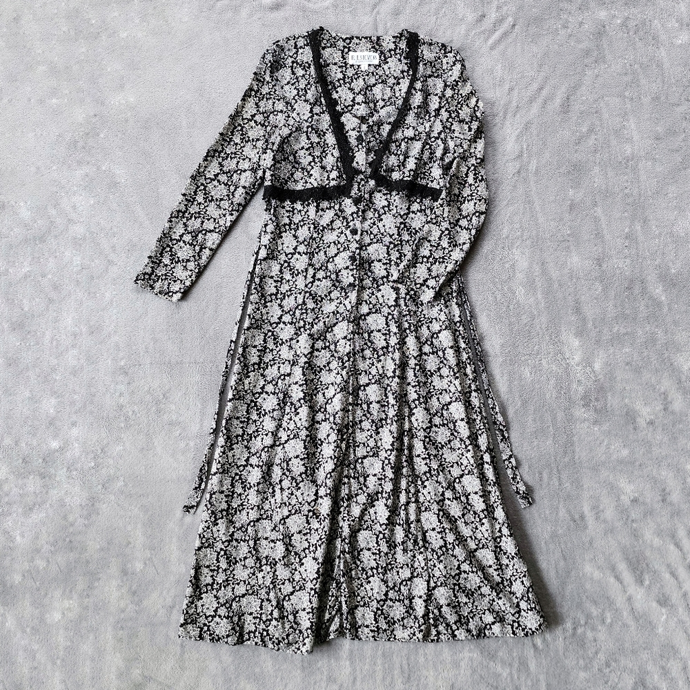 R.J. Stevens Vintage Fitted Black White Floral Lace Top Long Sleeve Maxi Dress